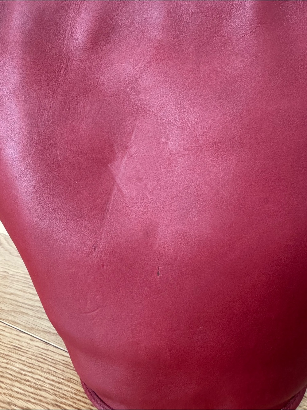 Vintage Coach Helen’s Legacy 9953 Red Leather Duffle Bucket Bag - Picture 6 of 14